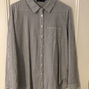 Forever 21 striped long sleeve shirt Button down